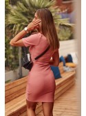 Tailliertes Kleid mit Rüschen, rosa FG602 – Online-Shop – Boutique